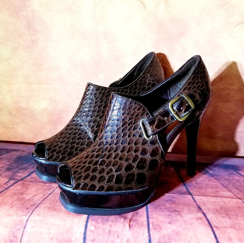 VINTAGE STEVE MADDEN shoes